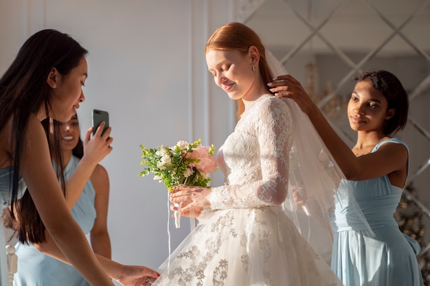 Discover Money-Saving Hacks to Shine as a Budget-Savvy Bridesmaid!