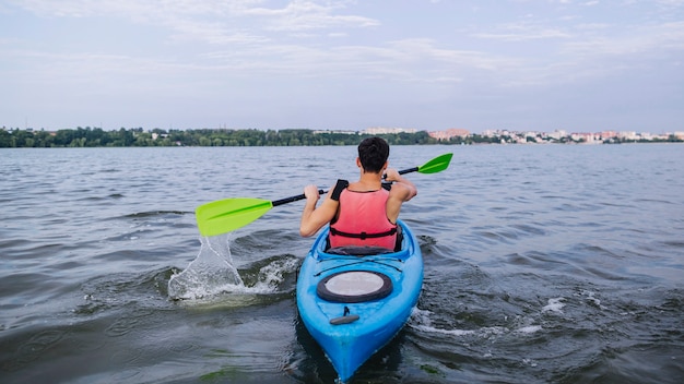 Experience the Thrill: Complimentary Kayaking Adventures Await in NYC!